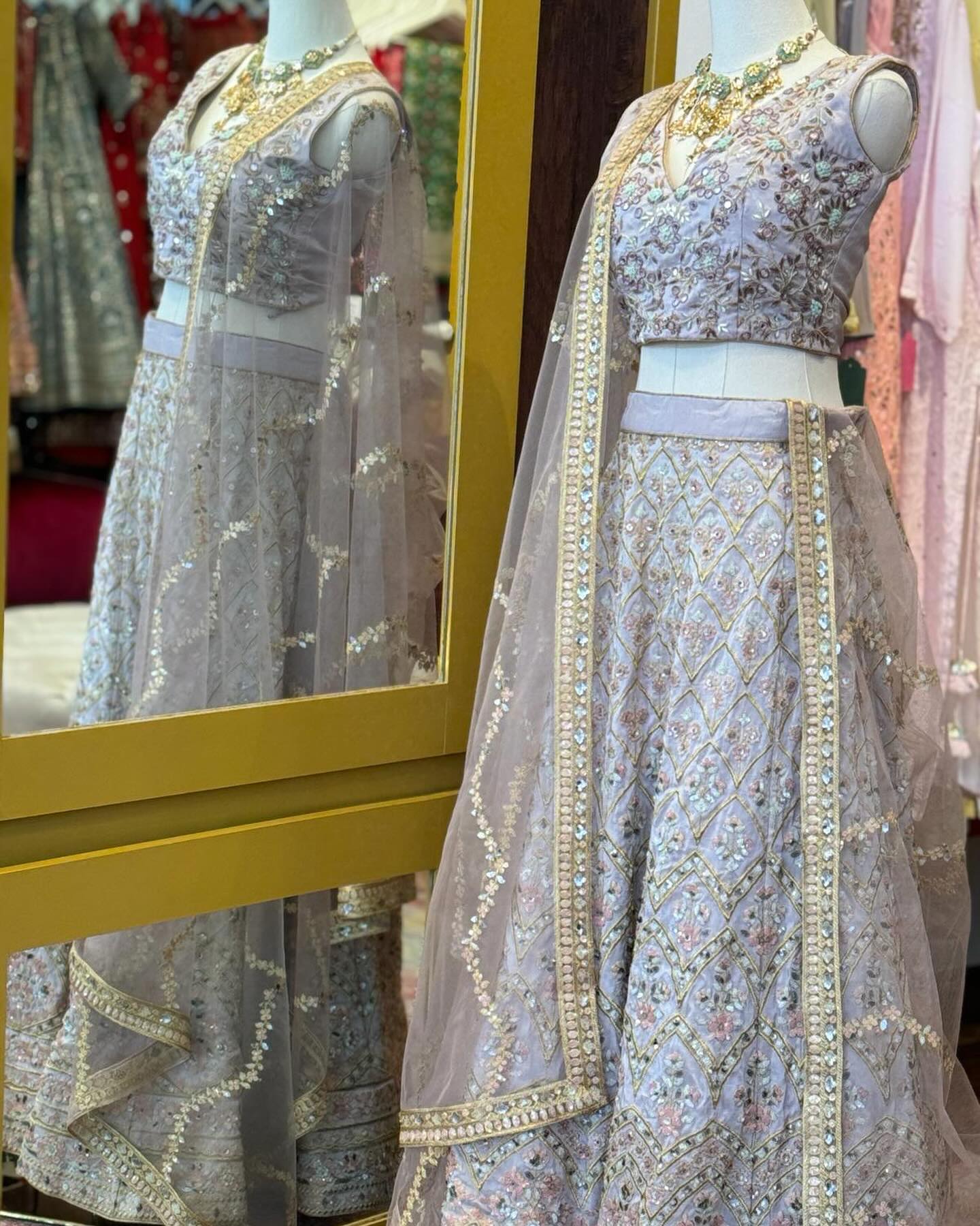Colors Of Redmond - Local Boutiques