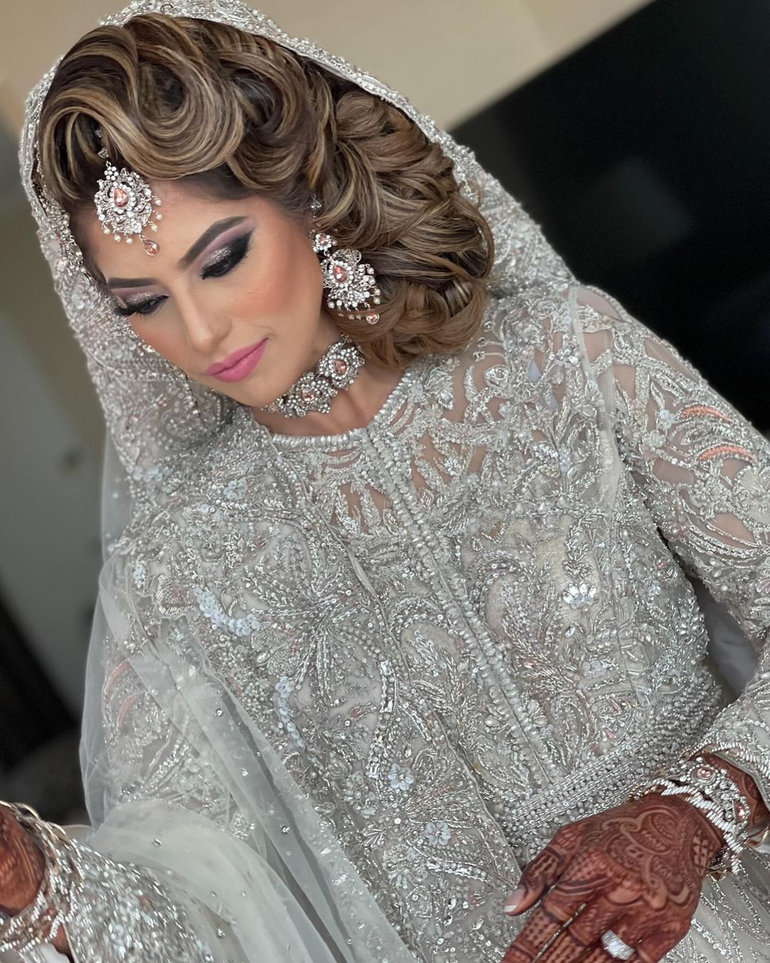 Elegant Looks