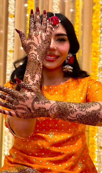 Meena's Mehndi - Mehndi Artists