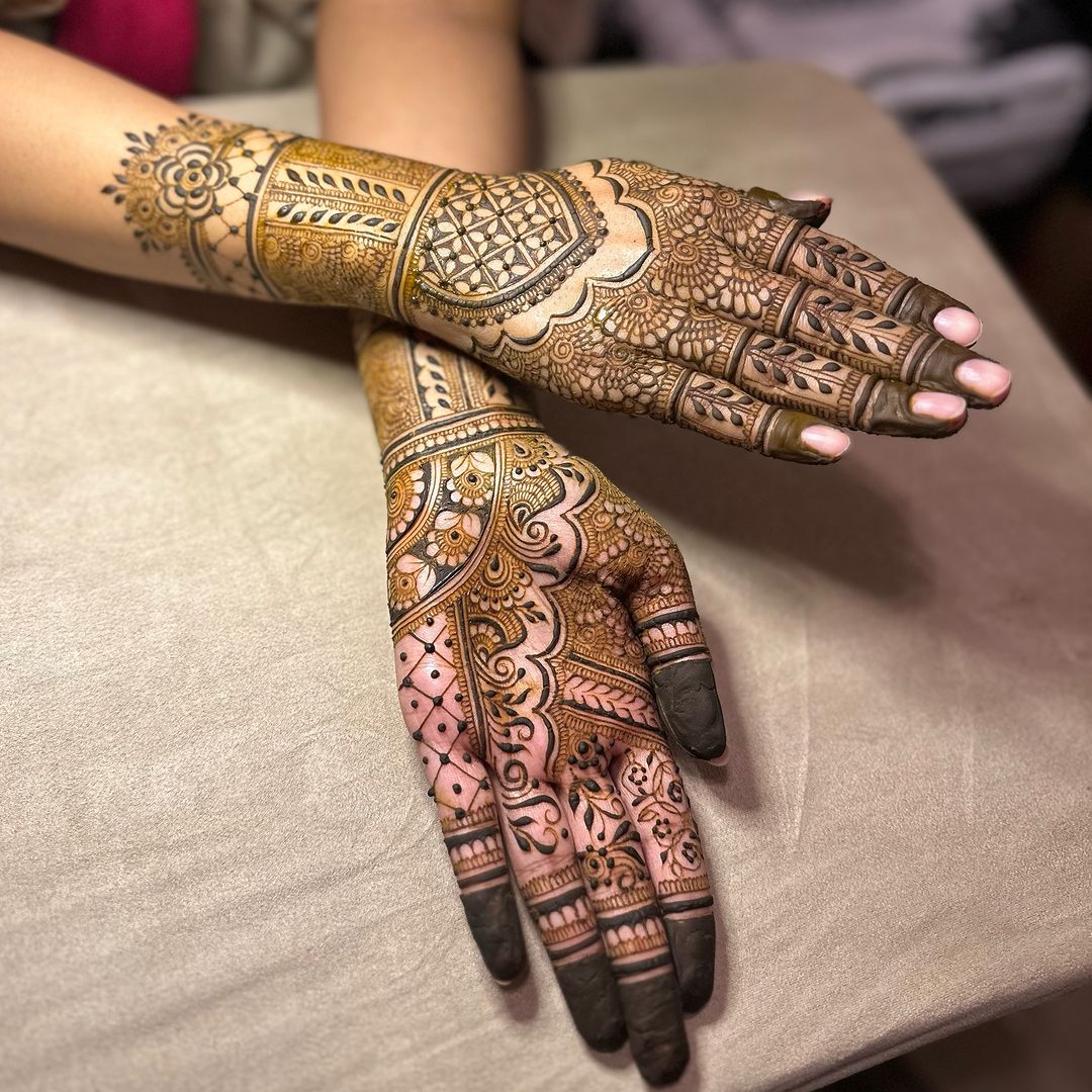NYC Henna Queen - Mehndi Artists