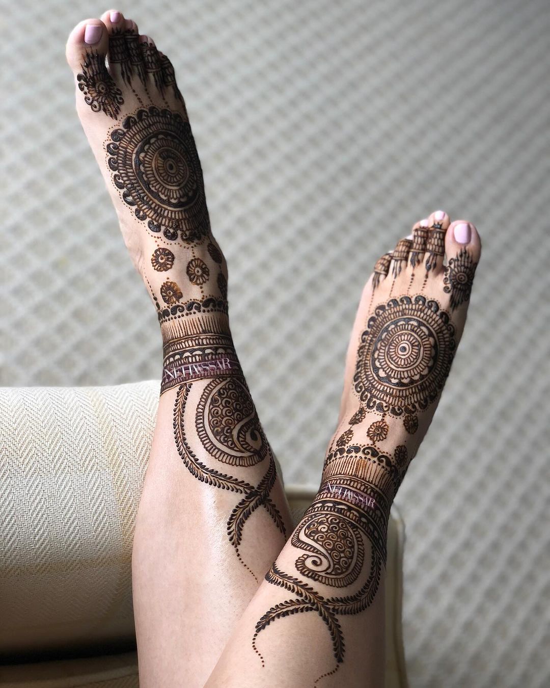 Neha Assar - Mehndi Artists