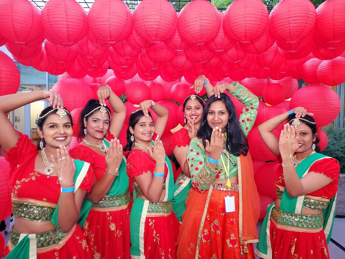 BollyNaach Dance Company