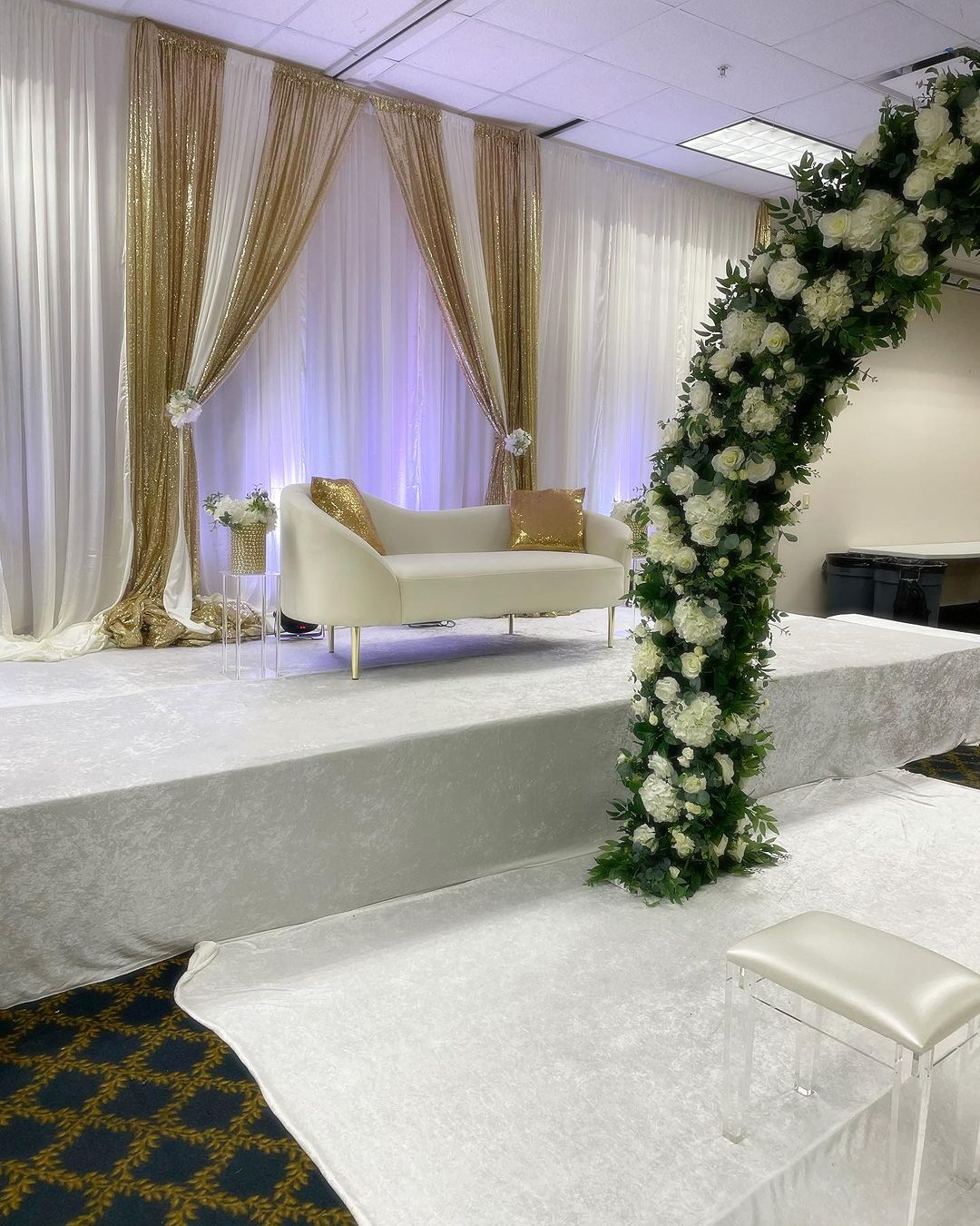 Decor by Style