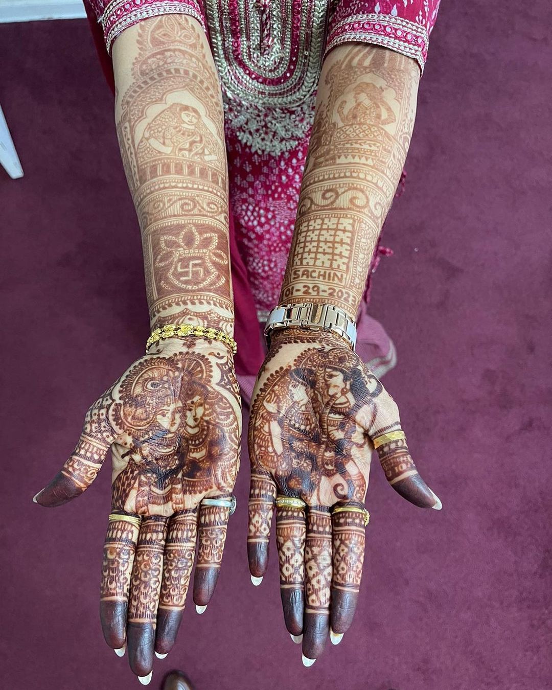 Design by Hasina