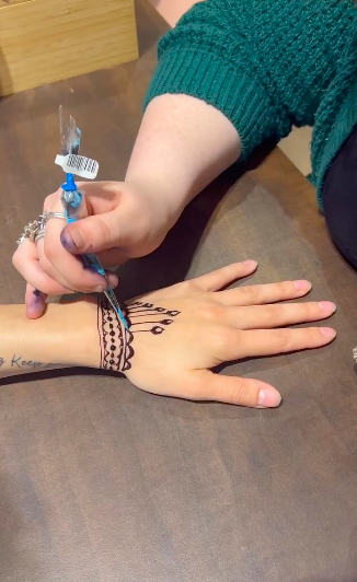 Henna Shoppe