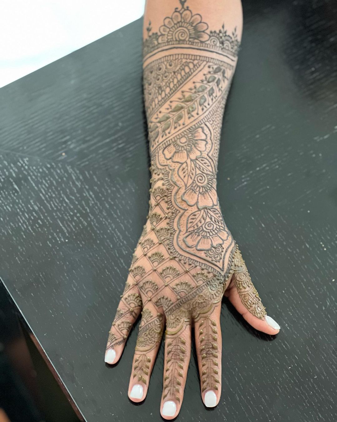 Henna by Afshan