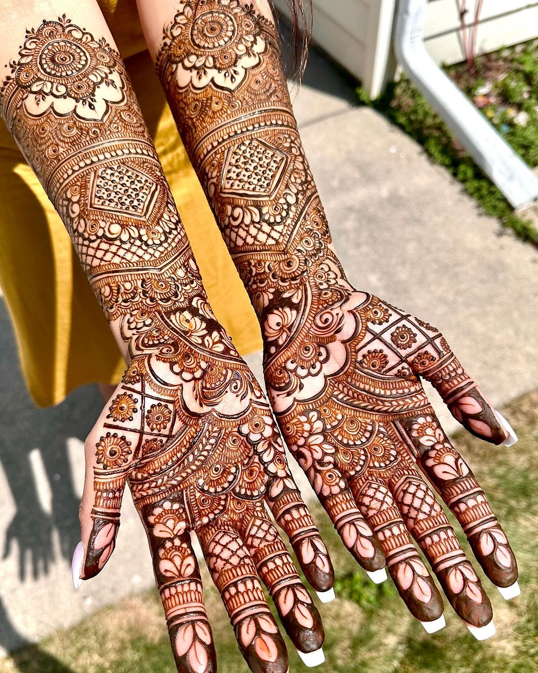 Henna by Sheeru