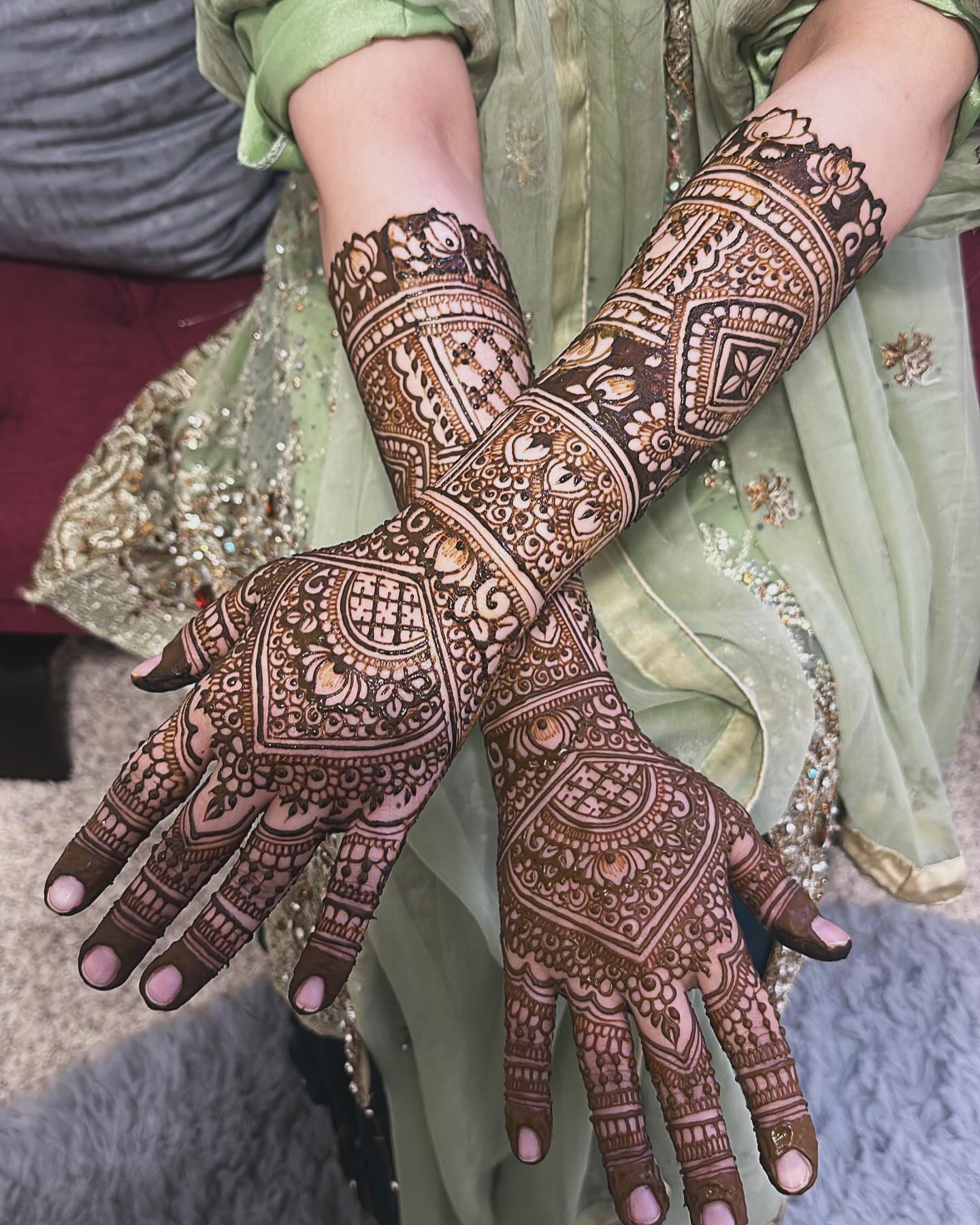 Henna by Zohra