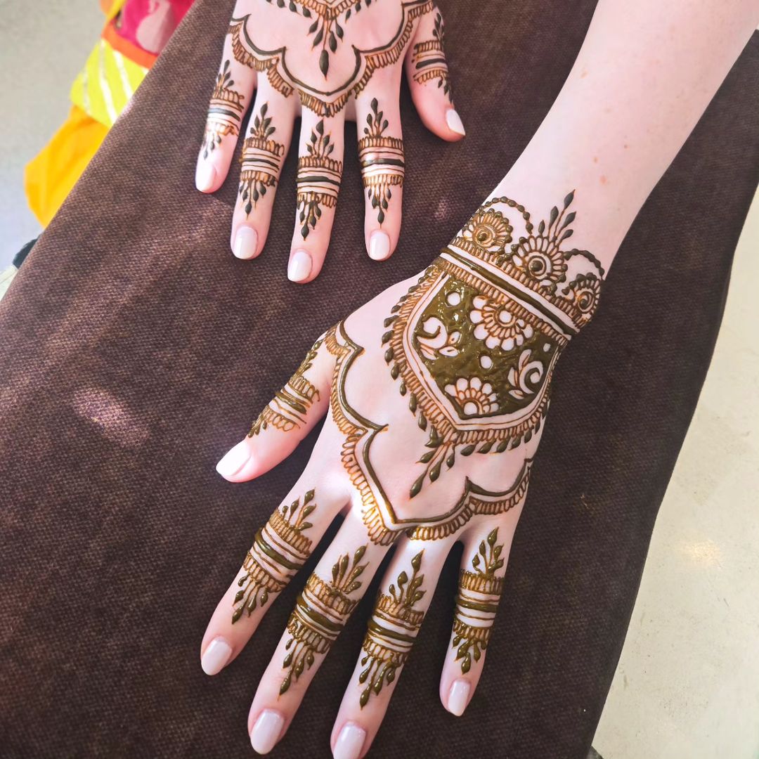 Henna4Happiness