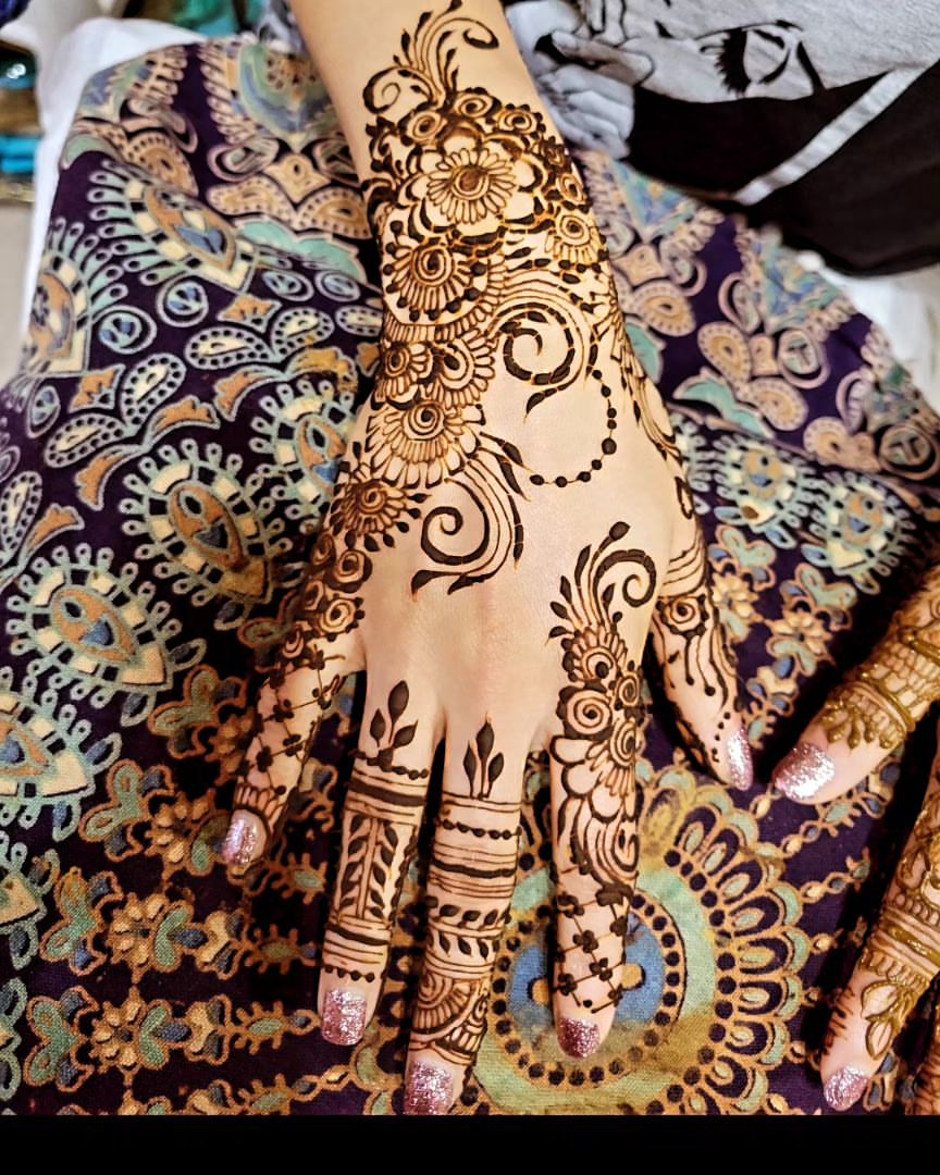 Henna4Happiness
