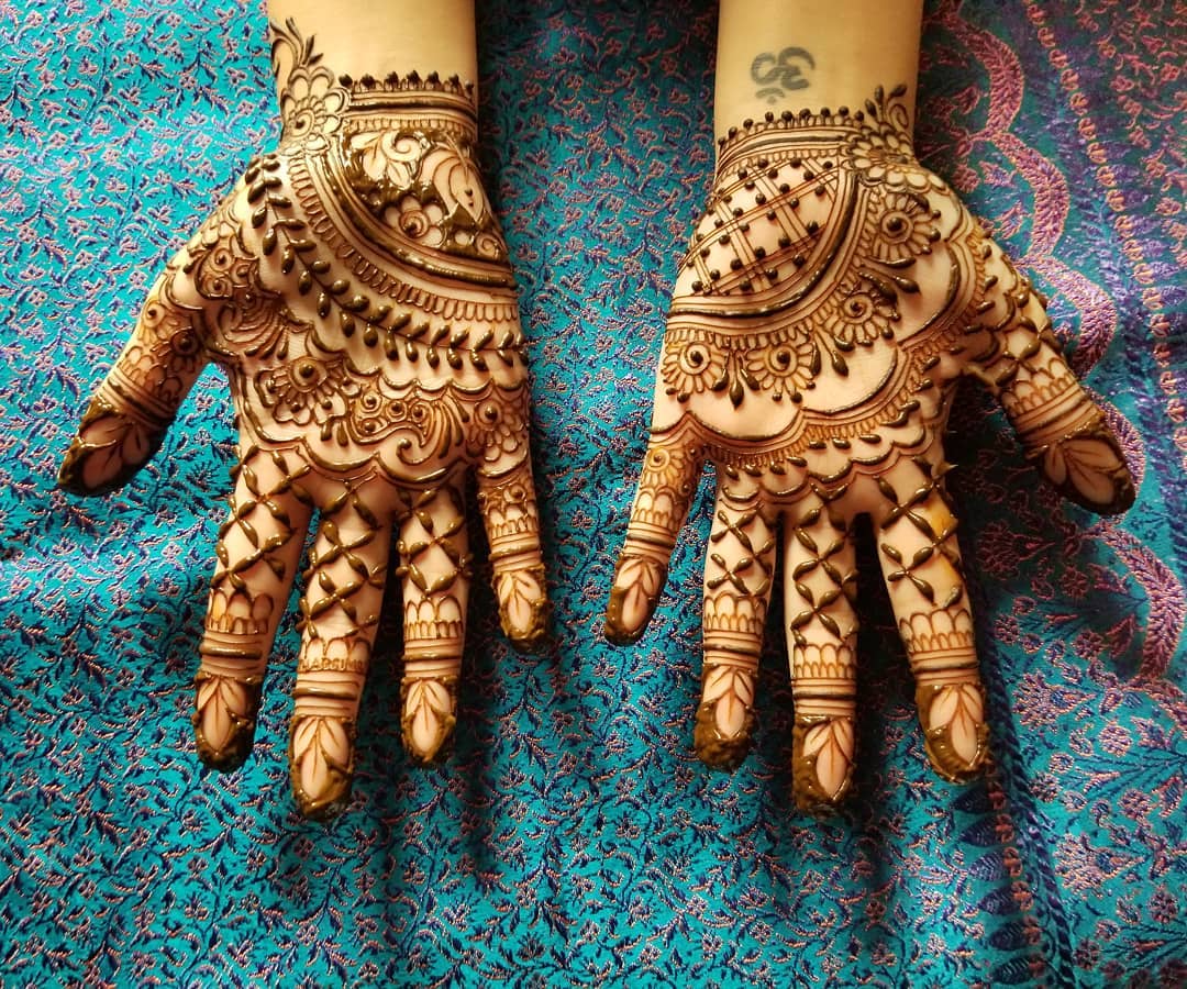 Mehndi by Anisha