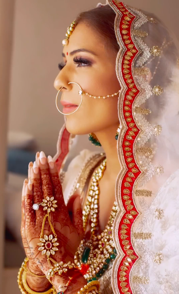 Mehreen's Glam Lounge