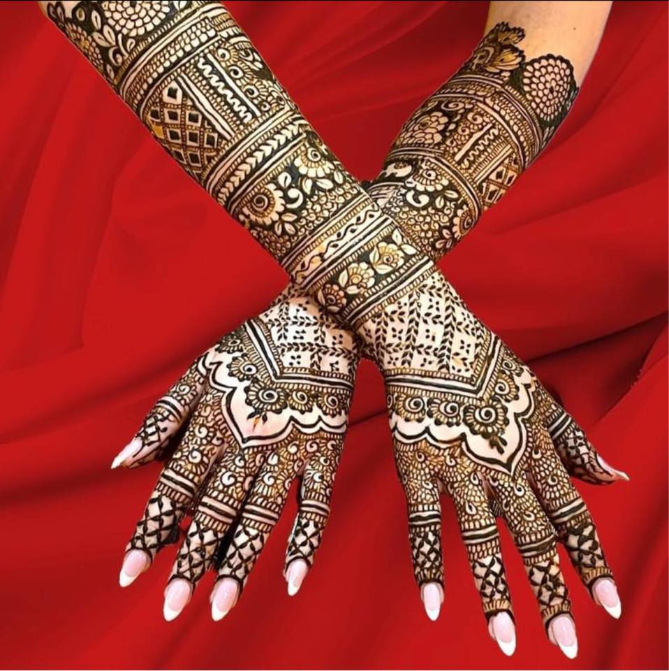 Nadiya Mehndi Designer