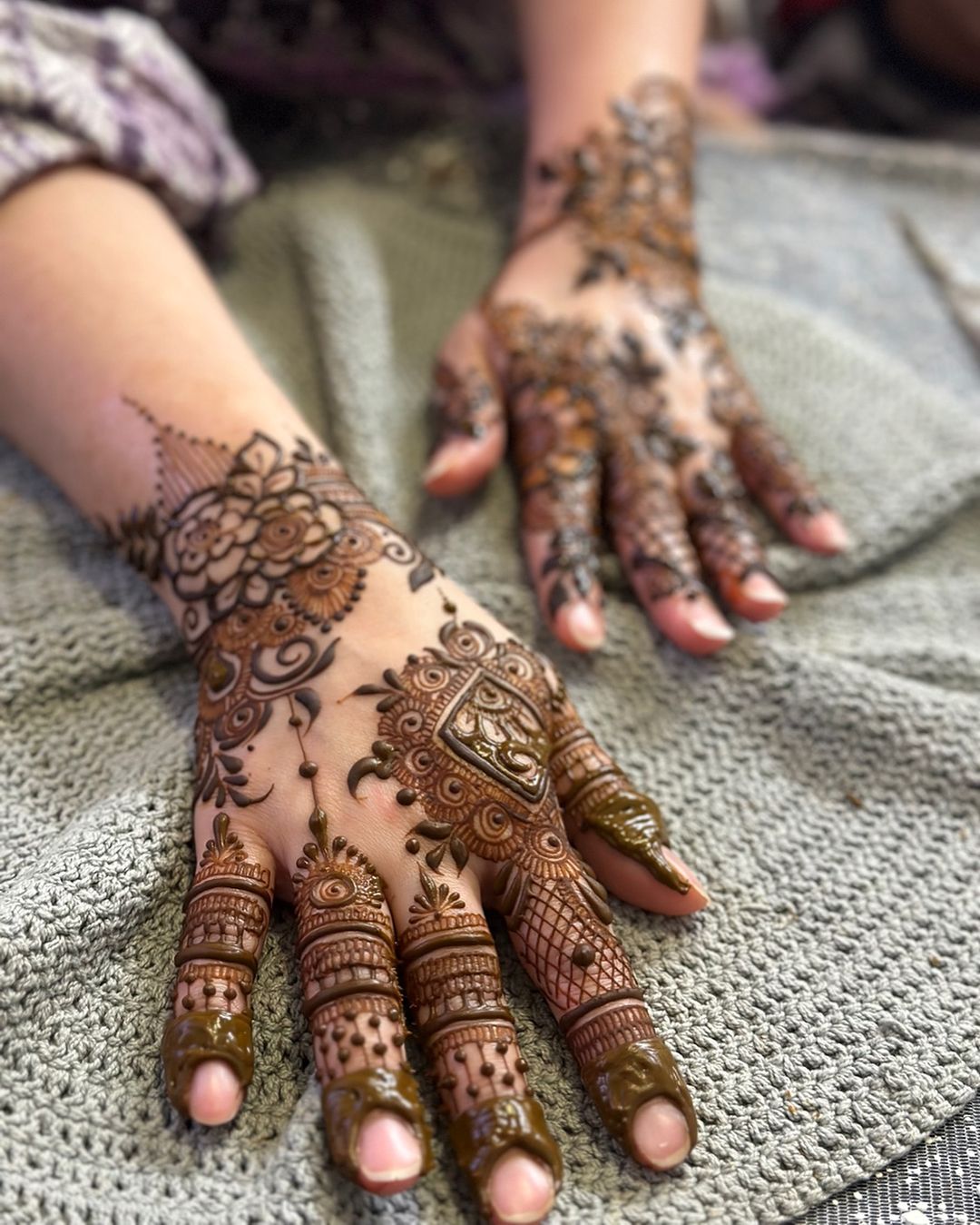 Zeba’s Mehendi Designs